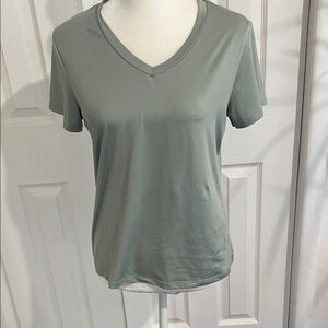 Soft Sage Green v neck tee- sz S
